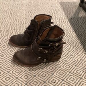 Women’s Freebird Crue Brown Leather Boots, Size 7